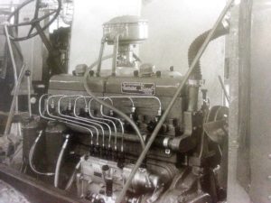 Motor Krupp de gasolina transformado en diesel por Barreiros, montado sobre un camión