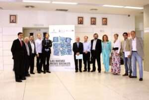 6.50-2011-Redes-Sociales_611_409